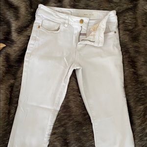 Pilcro and Letterpress ankle length white jeans
